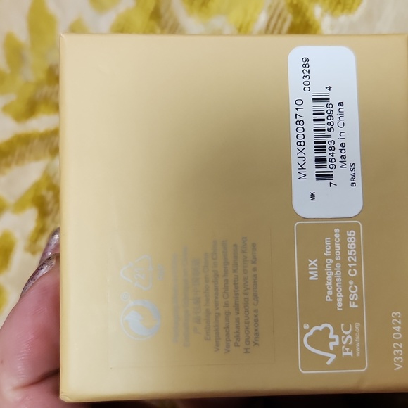 Micheal Kors earrings - Picture 5 of 5